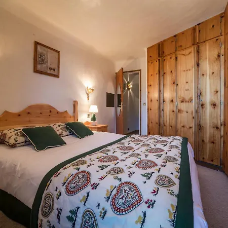 Appart. Au Pied Des Pistes Avec Parking Et Wifi A - Fr-1-575-35 * Courchevel